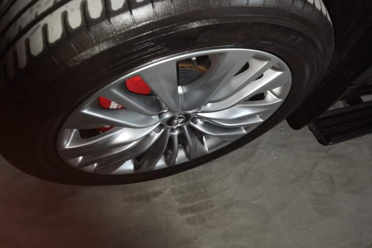 Used Toyota Highlander 2022 Dual-Engine 2.5L Four-Wheel Drive Prestige Version 7 Seats