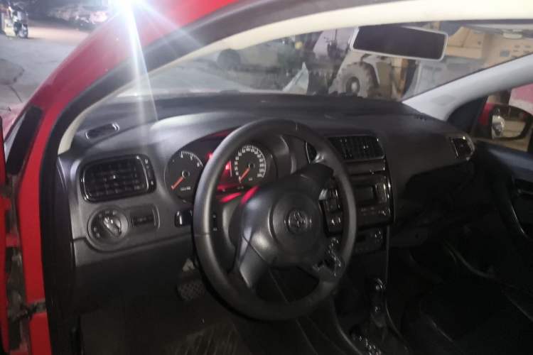 Used Volkswagen Polo 2011 1.4L Automatic ZhiCool Edition