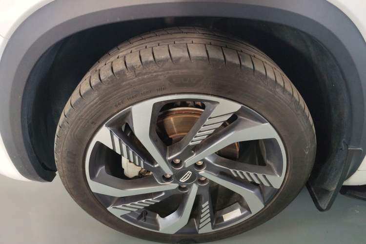 Used Geely Auto Monjaro L 2024 2.0TD High-Power Automatic Two-Wheel Drive Skyline Edition