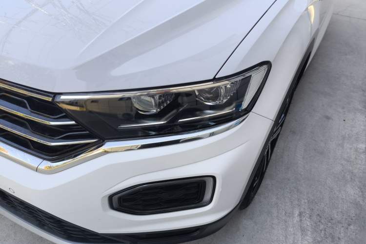 Used Volkswagen T-ROC 2021 280TSI DSG Two-Wheel Drive Comfort Connect Edition