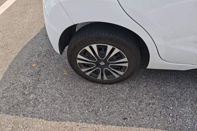 Used JMEV Xiao Qilin 2023 Joyful Edition 201km Comfort Model Exterior 5