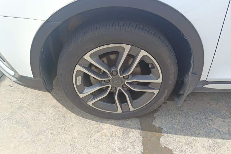 Used Geely Auto Vision S1 2019 Upgraded Model 1.5L Manual Elite Version