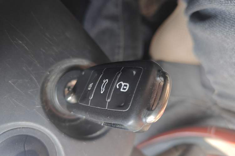 Used Skoda Fabia 2017 1.4L Automatic Car Enjoy Edition Vehicle Key