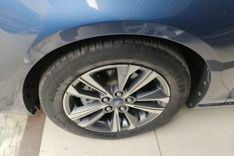 Used Ford Escort 2021 1.5L Automatic Diamond Edition Left Front Wheel Hub