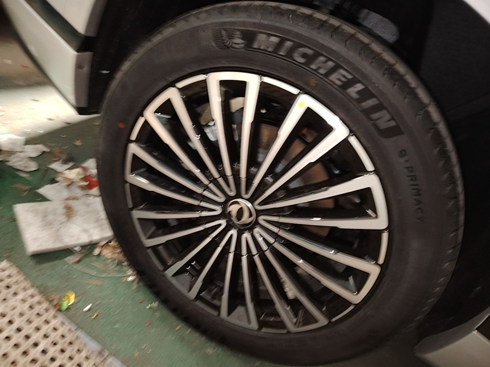 Dongfeng Aeolus L8 2025 Model 185KM Dream Edition — снимка 11