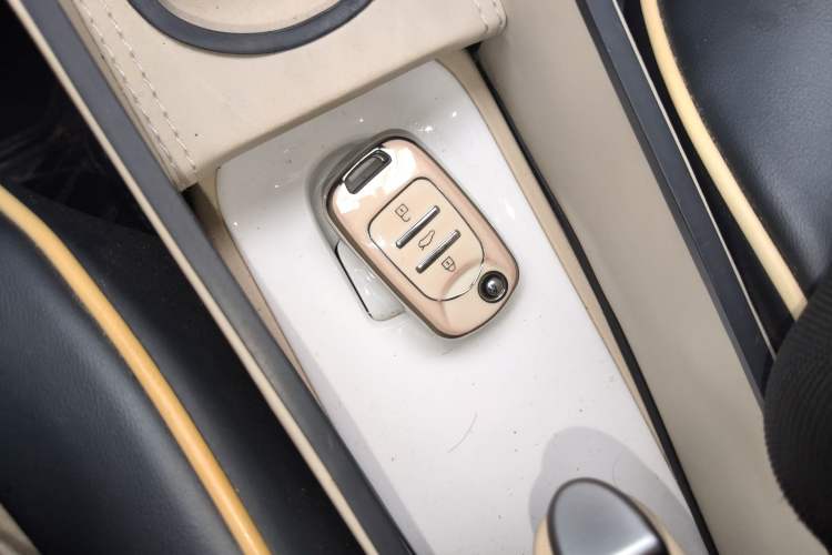 Used Wuling Hongguang MINIEV 2024 3rd Generation 215km Advanced Version
