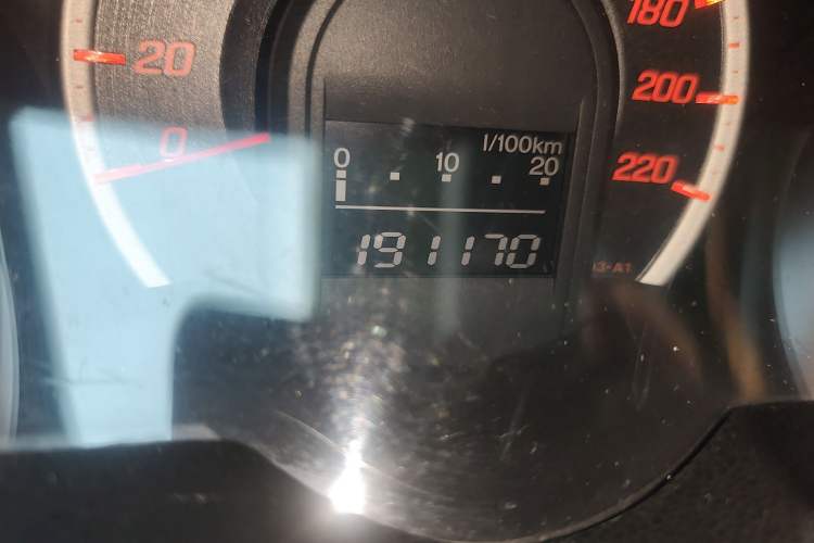 Used Honda Fit 2008 1.3L automatic comfort version Odometer Close Up