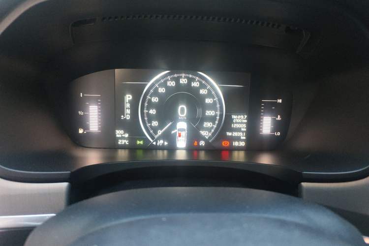 Used Volvo S90 2017 T4 Zhiyi Edition