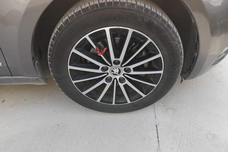 Used Skoda Octavia 2019 TSI230 DSG SmartDrive Luxury Edition China VI
