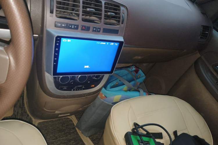 Used Buick GL8 2014 2.4L Classic Edition Audio And AC Panel