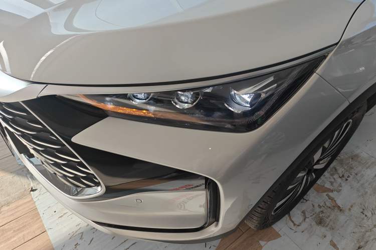 Used BYD Tang New Energy 2025 Model Smart Drive Version DM-i 175KM Deluxe Version Left Front Headlight