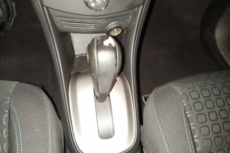 Used Chevrolet Trax 2016 1.4T Automatic Two-Wheel Drive Comfort Version with Sunroof