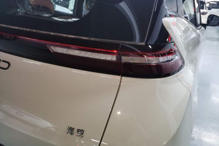 Used BYD Seagull 2025 Intelligent Driving Version 305 km Dynamic Edition Right Rear Taillight