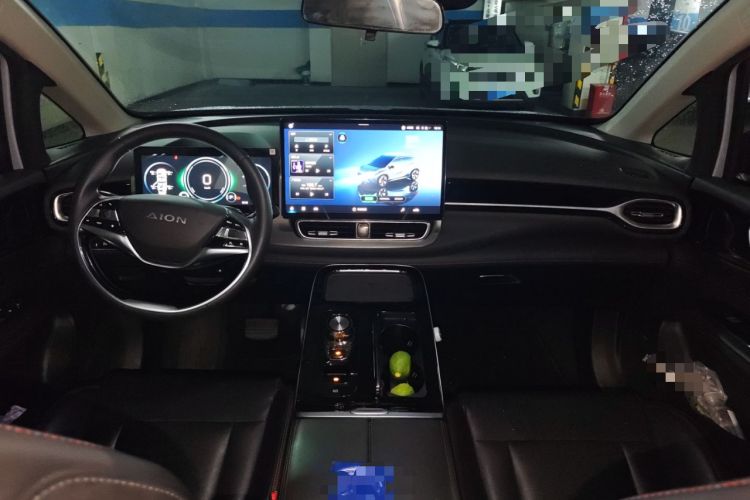 Used AION V 2022 Plus 70 Smart Edition Ternary Lithium Center Console