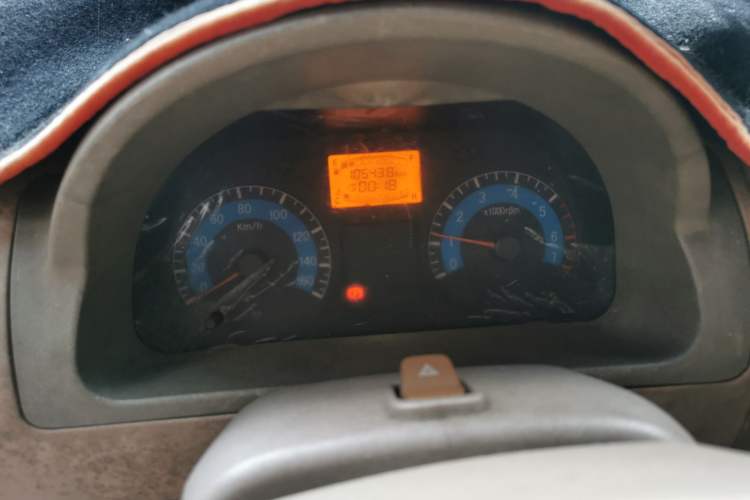 Used Dongfeng Xiaokang V27 2011 1.3L Standard Version BG13-20
