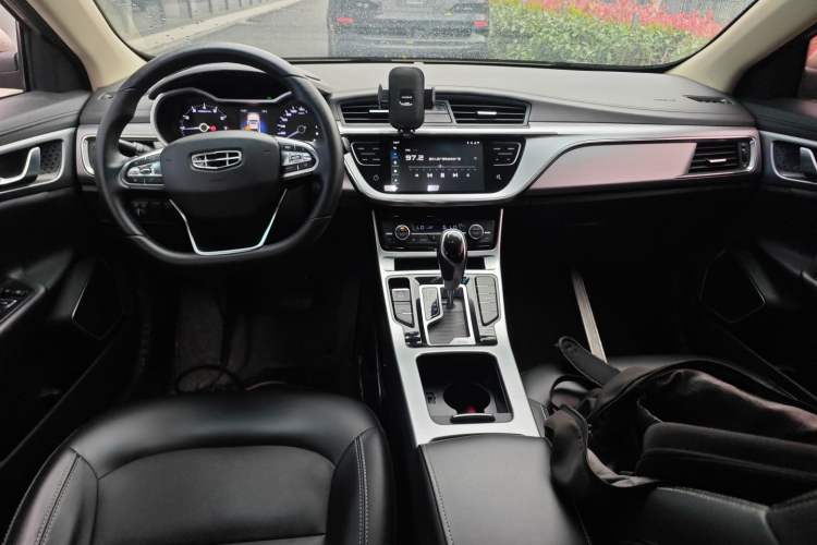 Used Geely Auto Emgrand GL 2019 1.4T CVT Elite Smart Edition Center Console