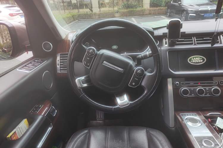 Used Land Rover Range 2013 3.0 TDV6 Vogue
