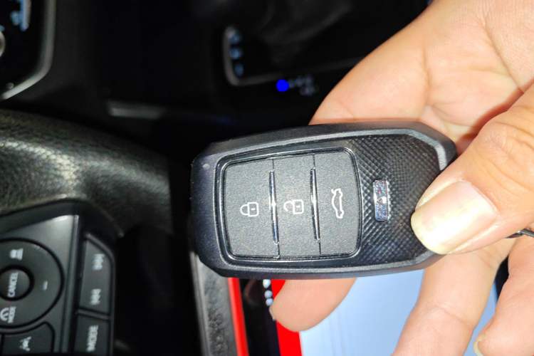 Used Toyota FRONTLANDER 2023 2.0L CVT Leading Edition Vehicle Key