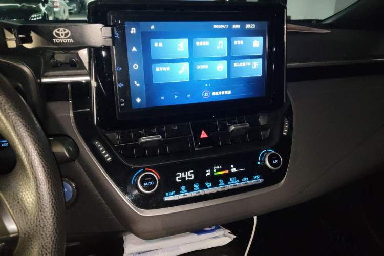 Used Toyota Levin 2021 Dual-Engine 1.8H E-CVT Luxury Edition Audio And AC Panel