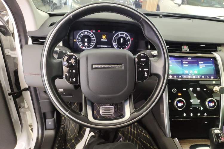 Used Land Rover Discovery Sport 2020 249 PS R-Dynamic Performance Edition Steering Wheel