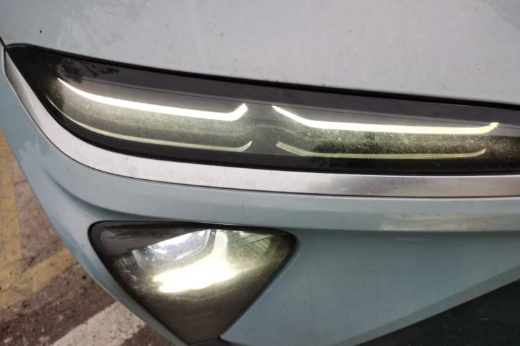 Used Nio ES6 2022 100kWh Sport Edition Right Front Headlight