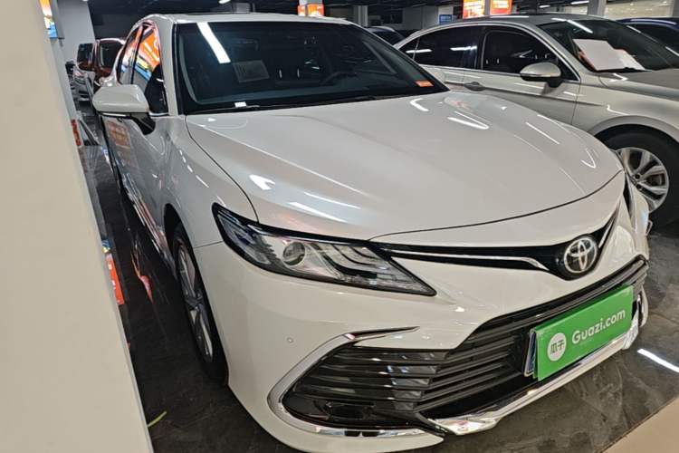 Used Toyota Camry 2023 2.0G Luxury Edition