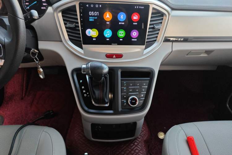 Used JAC Refine M4 2022 2.0 TGDI Automatic Business Edition
