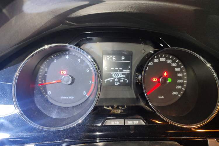 Used Volkswagen Bora 2015 Value Edition 1.6L Automatic Comfort Version