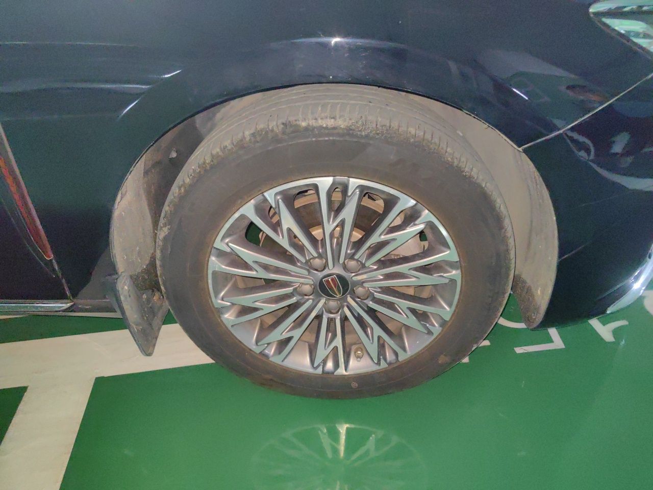 Hongqi H5 2023 1.5T DCT Smart Connect Flagship Edition - Chinese Trim Yun — снимка 8