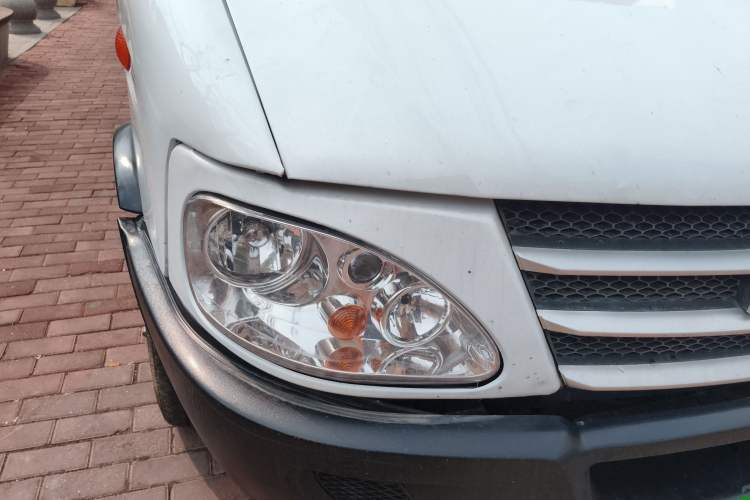 Used Iveco Power Daily 2009 3.0T-A36 Base Version Right Front Headlight