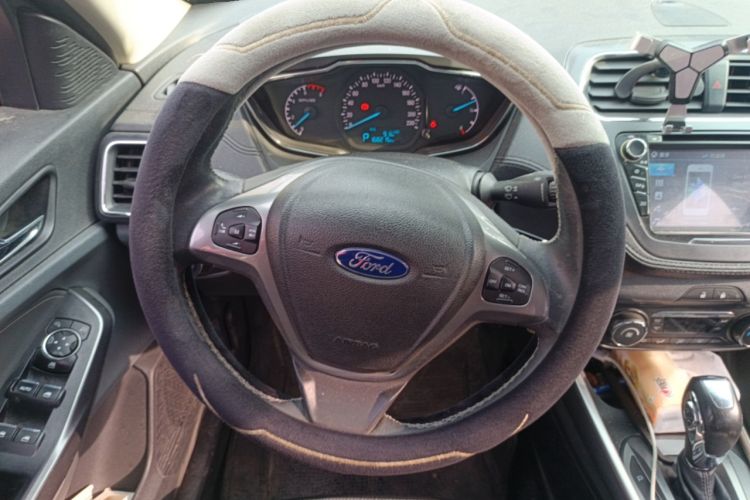Used Ford Escort 2015 1.5L Automatic Fashion Model Steering Wheel