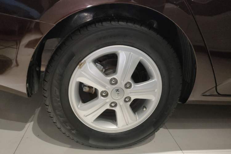 Used Kia Forte 2014 1.6L MT GL
