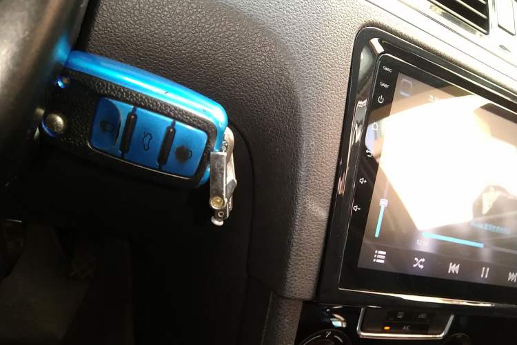 Used Volkswagen Bora 2014 1.6L Automatic Comfort Model
