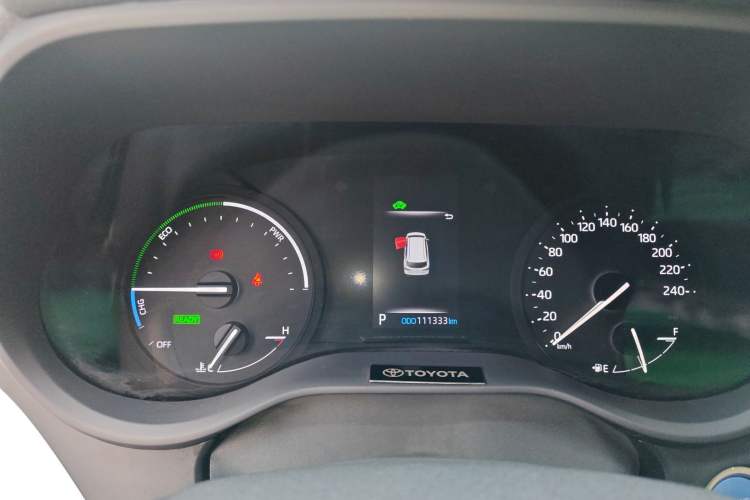 Used Toyota Sienna 2021 2.5L Hybrid Premium Edition
