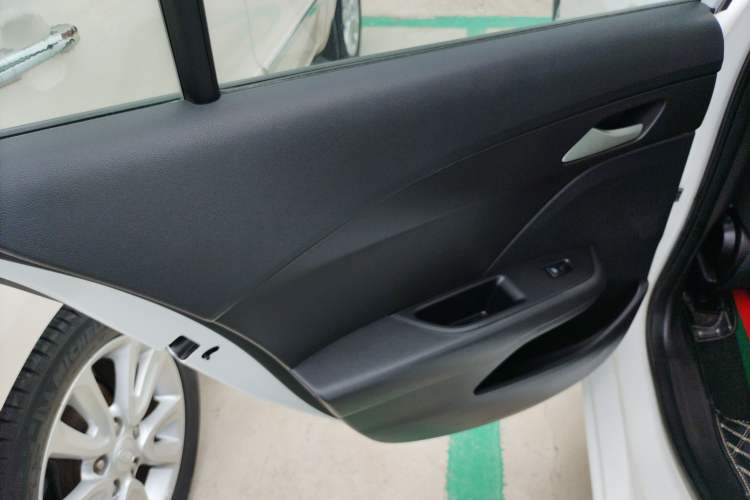 Used Chevrolet Cavalier 2018 320 Manual Enjoyment Edition