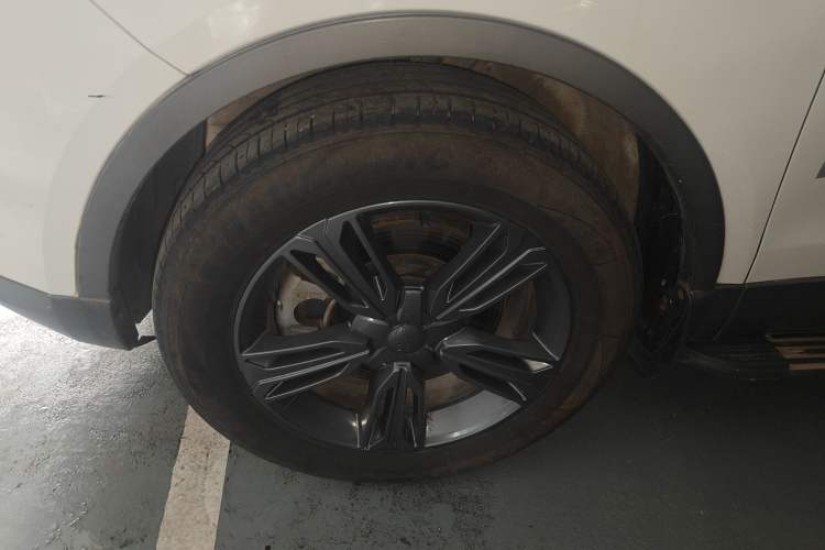 Used Leopaard CS10 2017 2.0T Automatic Urban Version Left Front Wheel Hub