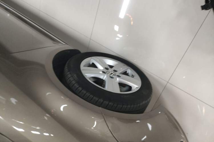 Used Volkswagen Touran 2015 1.4T DSG Comfort Edition 5 Seats