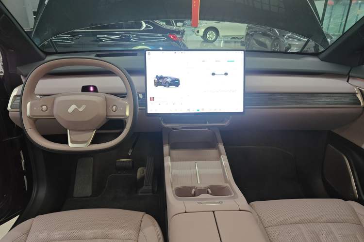 Used ONVO L60 2024 60 kWh Rear-Drive Version