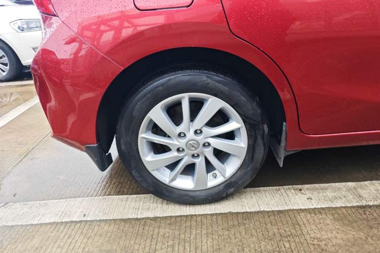 Used Nissan Tiida 2019 1.6L CVT Cool Edition China VI Standard Right Rear Wheel Hub