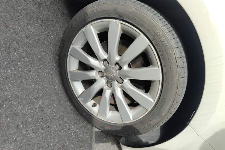 Used Audi A1 2012 1.4 TFSI Ego Right Front Wheel Hub