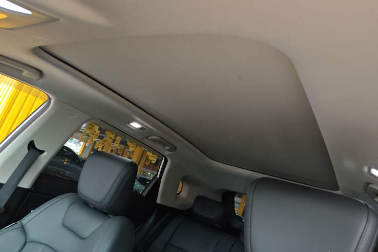 Used Dongfeng Aeolus Huge 2024 Mach Power 1.5T Luxury Model