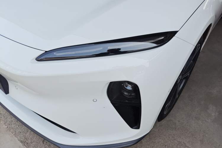 Used Nio ET5T 2024 75kWh Touring Left Front Headlight