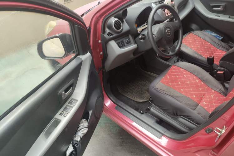 Used Suzuki Alto 2013 1.0L Automatic Luxury Model