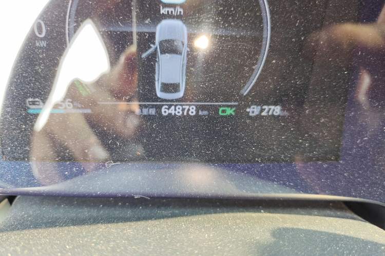 Used BYD Qin PLUS 2021 EV 500KM Luxury Model Odometer Close Up
