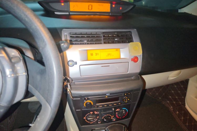 Used Citroen C-Quatre 2009 Sedan 1.6L Automatic Fashion Edition Audio And AC Panel