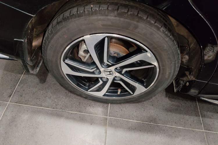 Used Honda Odyssey 2015 Updated 2.4L Smart Cool Version
