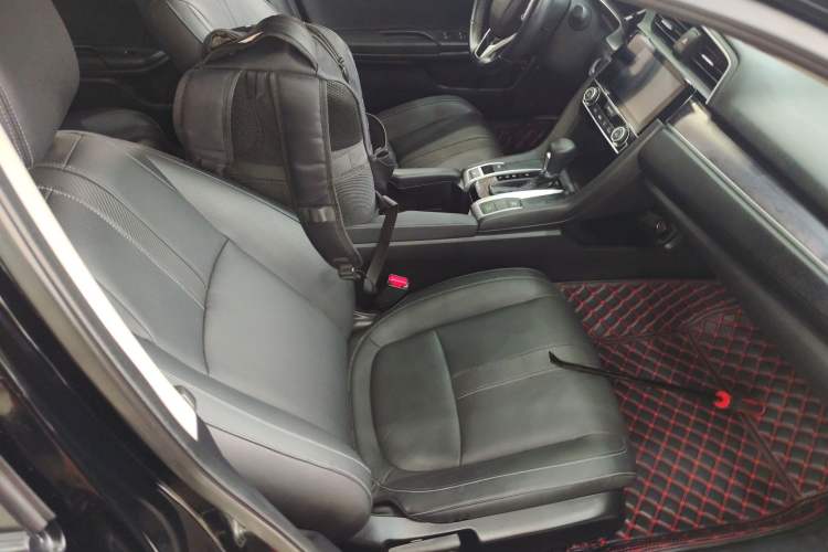 Used Honda Civic 2016 220TURBO CVT Prestige Edition
