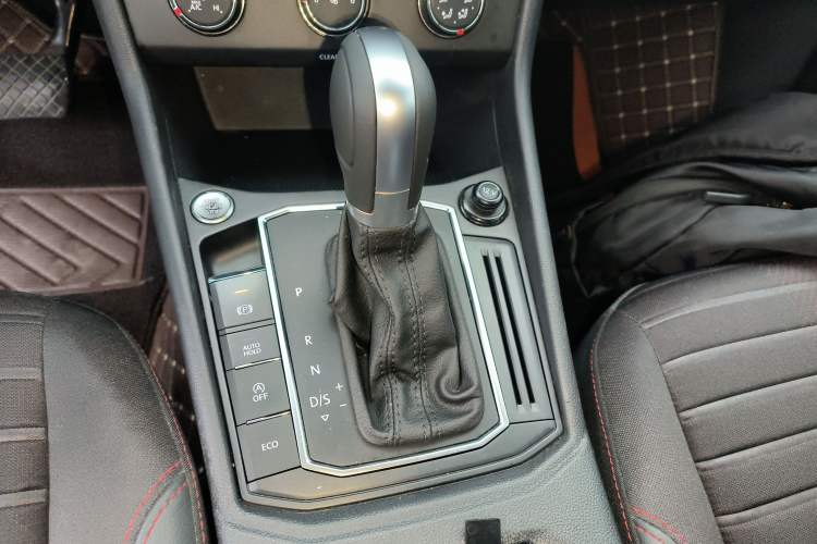 Used Volkswagen Lavida 2023 300TSI DSG Starry Full-Comfort Edition