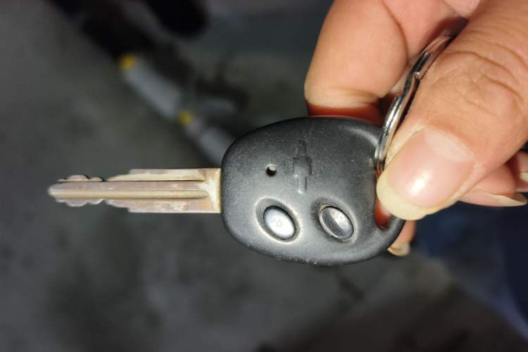 Used Chevrolet Sail 2013 Sedan 1.2L Manual Fashionable Happiness Edition
