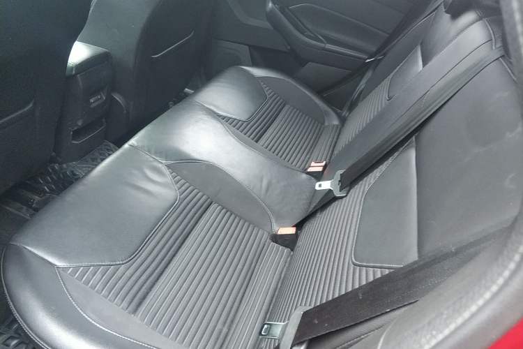 Used Ford Focus 2017 Hatchback 1.6L Automatic Fashion Edition Smart Drive Version Left Rear Seat